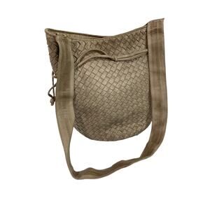 Madras Made in Italy Woven Leather Soft Bucket Bag Purse